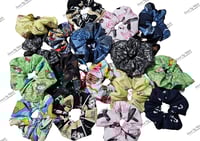 Image 5 of The Scrunchie Gift Set of 6