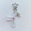 pearl bow star keychain