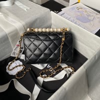 Image 21 of CC Pearly Classic Flap