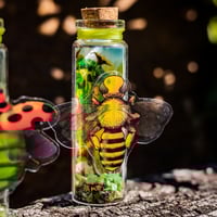Image 4 of Insects (3D) - Message in a Bottle