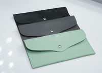 Image 1 of Elegant Makeup Brush Holder for a Flawless Beauty routine