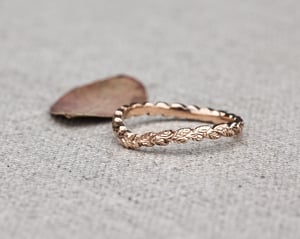 Image of 18ct rose gold 2mm laurel leaf carved wishbone ring