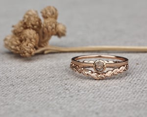 Image of 18ct rose gold 2mm laurel leaf carved wishbone ring