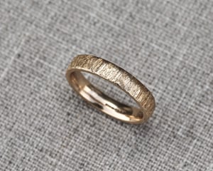 Image of 9ct Yellow gold 4mm flat court horn textured ring