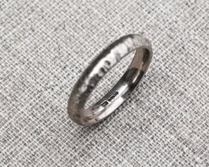 Image of 18ct White gold 4mm horn texture ring