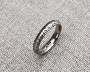 Image of 18ct White gold 4mm horn texture ring