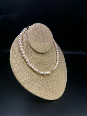Image of Soft Light Pink Pearl Necklace 