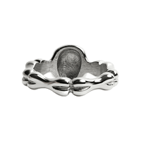 Image 2 of women's skull n' bones ring