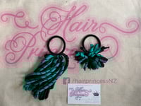 Image 3 of Black & Jade