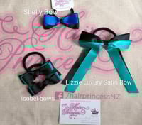 Image 4 of Black & Jade