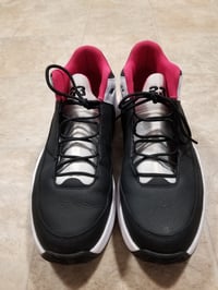 Image 2 of Jordan Max Aura 3 GS ‘Black Rush Pink