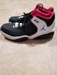 Image 6 of Jordan Max Aura 3 GS ‘Black Rush Pink