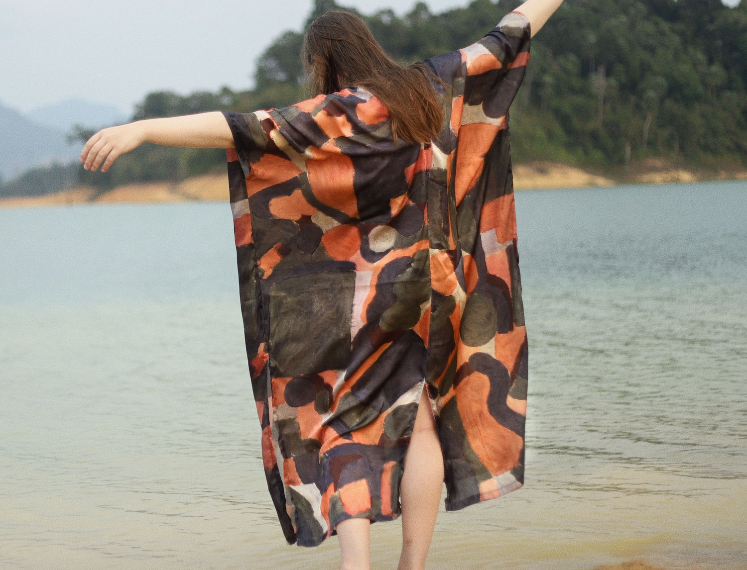 Image of COLOR PAINT KIMONO DRESS