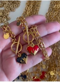 Image 1 of COLLAR CORAZÓN ROJO