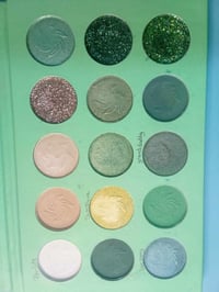 Image 3 of stoner eyeshadow pallet 