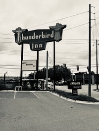 THUNDERBIRD INN