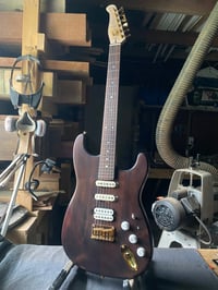 Image 1 of Model SH