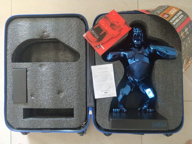 Richard Orlinski RARE Kiwikong Enceinte Bleu Métal Chromé Numérotée Valise Cabine