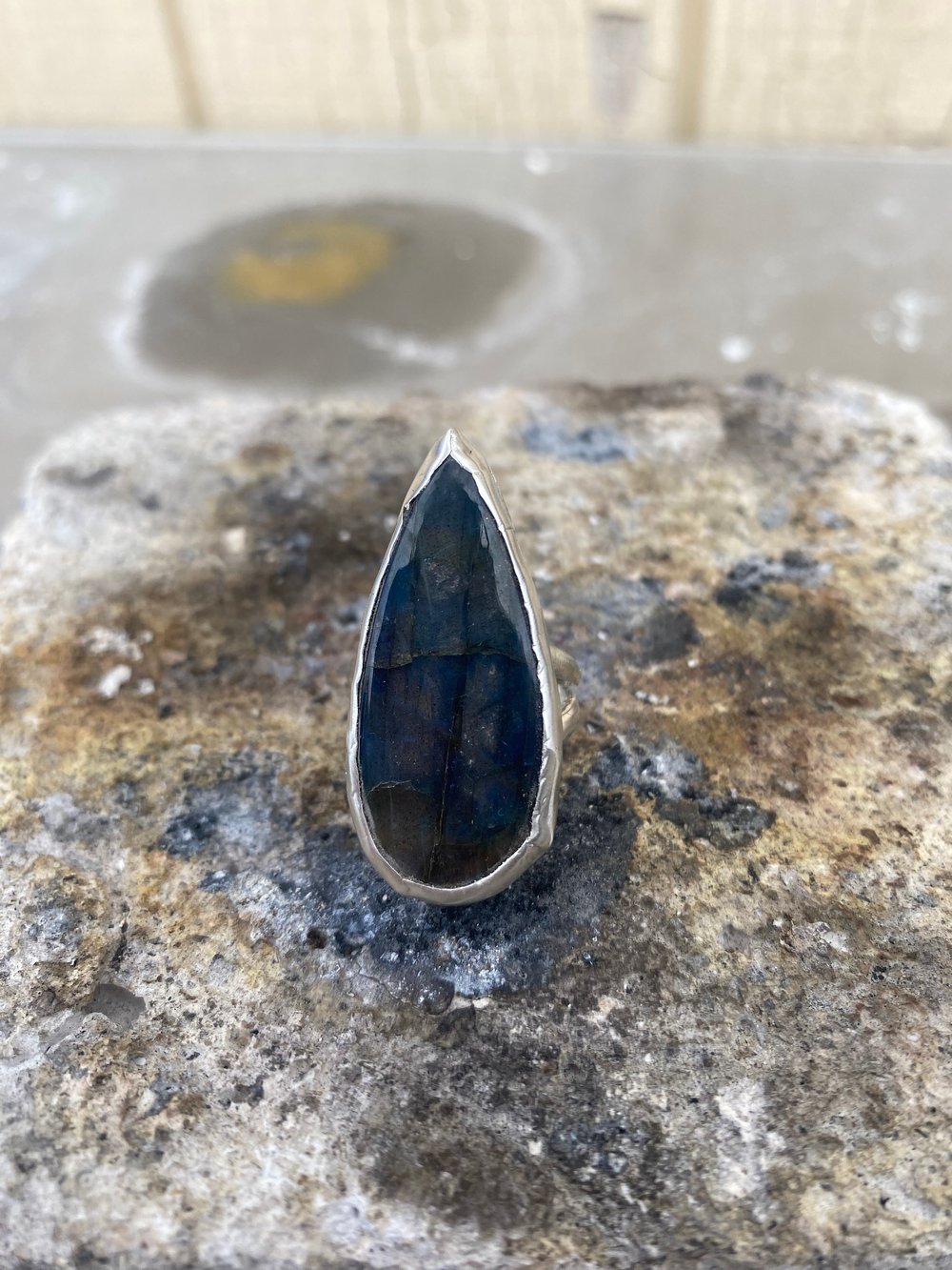Image of Labradorite Split Shank Ring