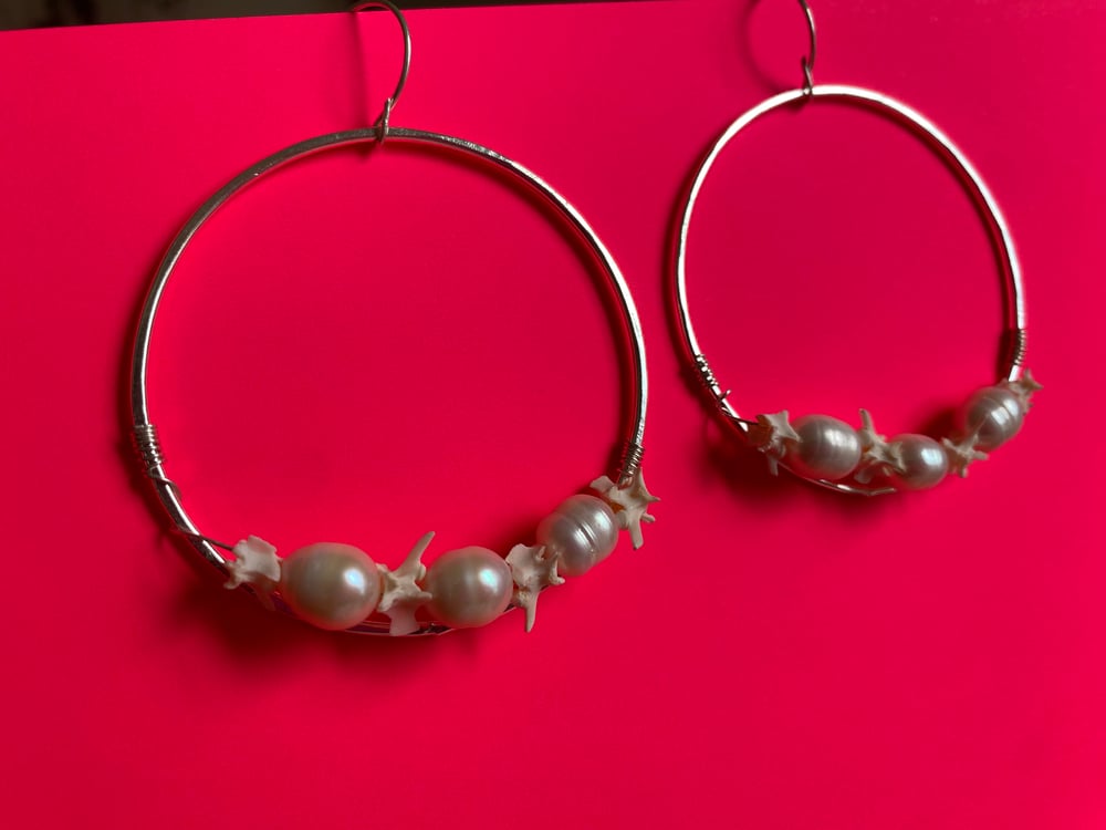 Image of Snake Vertebrae + Freshwater Pearl Hoops