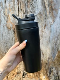 Image 2 of Stainless Steele Shaker Bottle 700ml