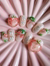 Image 3 of Pink Ichigo Shortcake
