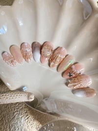Image 2 of Creamy Soft Beaches