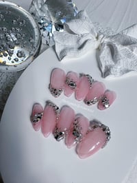 Image 3 of Dainty with Diamonds