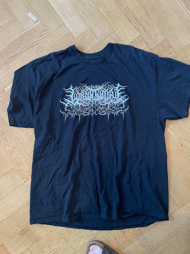 Image of LORNA SHORE t-shirt skull