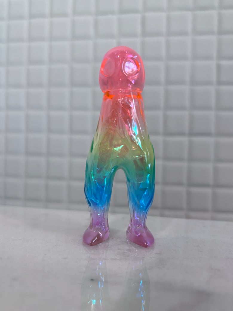 Image of Hype Cryptid Sofubi Series 1: Rainbow Fresno Nightcrawler 