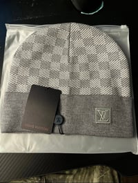 Image 2 of LV Beanie Vendors