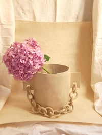 Image 1 of Vase Avril