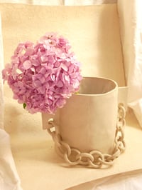Image 3 of Vase Avril