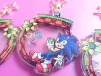 Image 3 of Sonic Greenhill Shaker Keyrings!