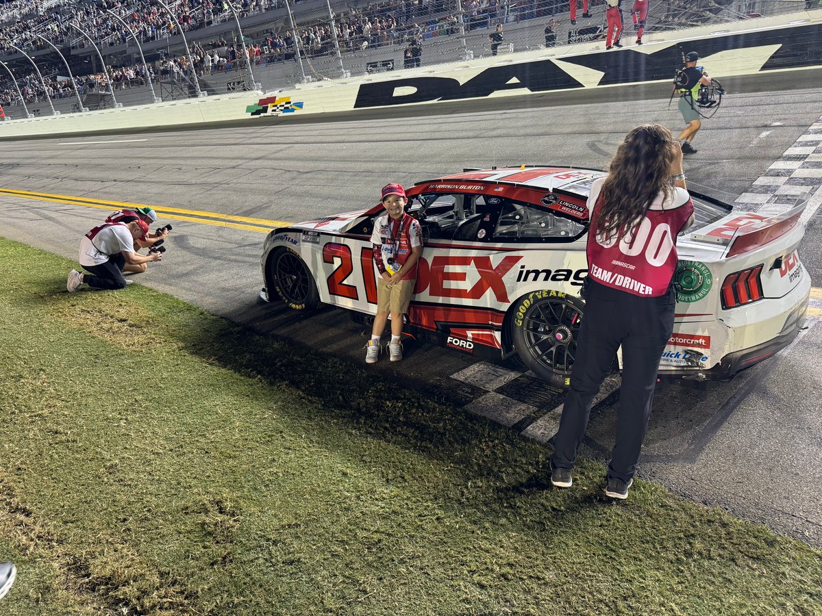 Wood Brothers Racing — 1st win / 100th Win Raced Diecast SIGNED Wood Brothers Racing — 1st win / 100th Win Raced Diecast SIGNED