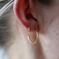 Image 3 of RHOMBUS TWIST HOOPS IN GOLD