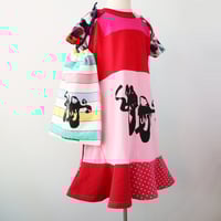 Image 3 of shoebag COURTNEYCOURTNEY en pointe lucky vintage linen drawstring enpointe ballet ballerina class