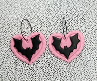 Big Scalloped Hearts and Bats 