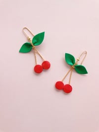 Image 4 of Les rondes cerises, boucles d'oreilles en cuir