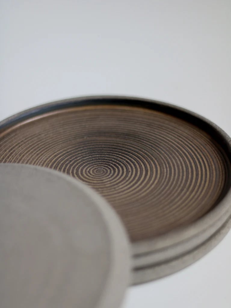 Image of side plate in textured tamba