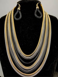 Image 5 of Layered Queen