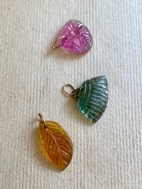 Image 4 of ❣️Pendentifs Palmyre tourmaline avec défauts 