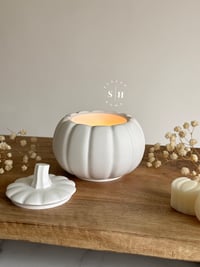 Image 4 of Pumpkin Tea Light Holder