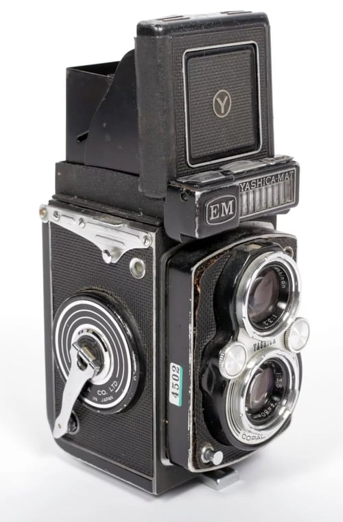 Image of YASHICA TLR 6X6 MEDIUM FORMAT CAMERAS (MAT, EM, 124, G, D, A