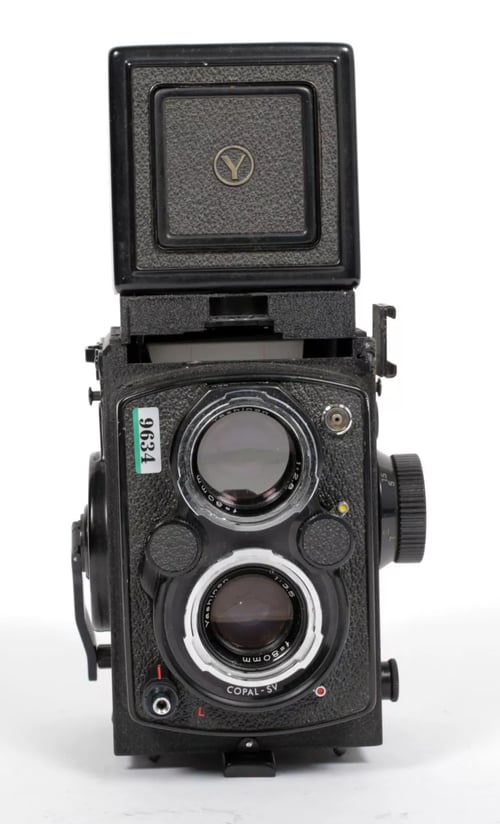 Image of YASHICA TLR 6X6 MEDIUM FORMAT CAMERAS (MAT, EM, 124, G, D, A