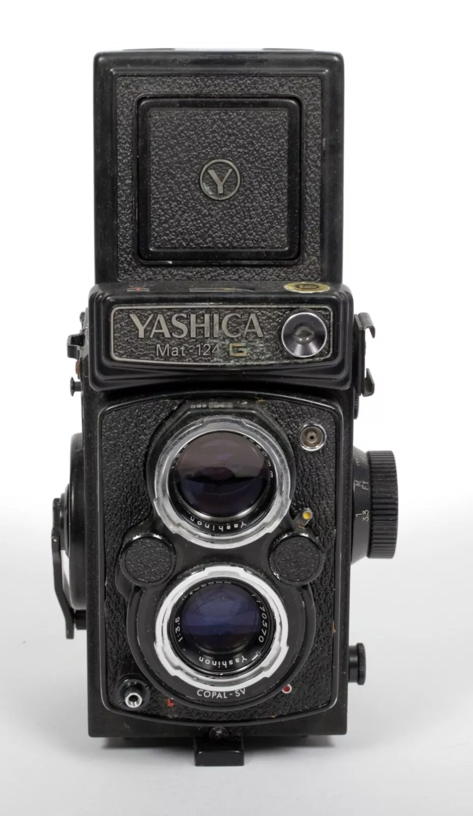 Image of YASHICA TLR 6X6 MEDIUM FORMAT CAMERAS (MAT, EM, 124, G, D, A