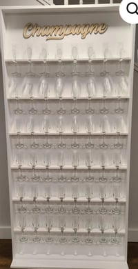 White champagne glasses rack 