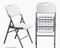 White plastic folding chairs 