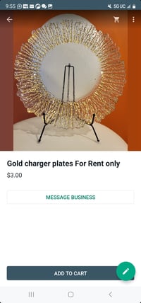 Round Scalloped Gold  charger plates 