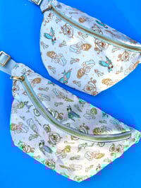 Image 4 of Glass Slipper Princess Belt Bag